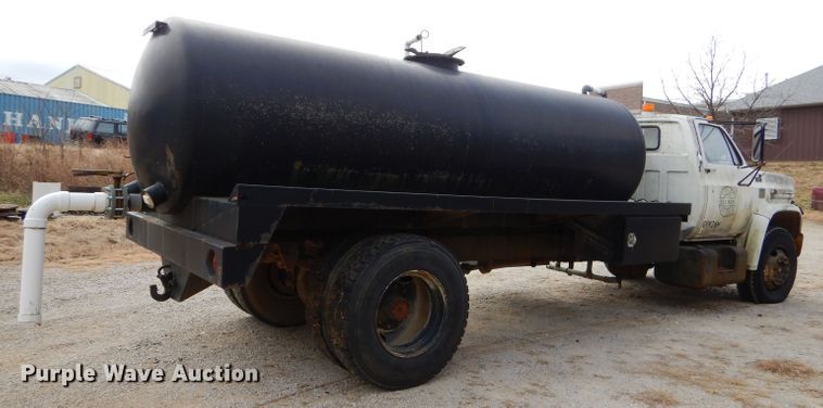 image for item GB9524 1976 Chevrolet C65 tank truck