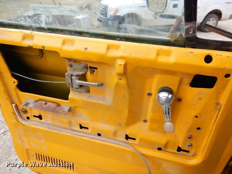 image for item GB9524 1976 Chevrolet C65 tank truck