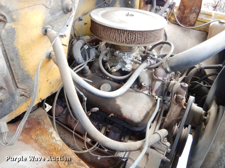 image for item GB9524 1976 Chevrolet C65 tank truck