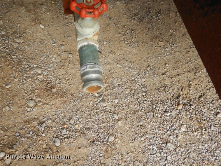 image for item GB9524 1976 Chevrolet C65 tank truck