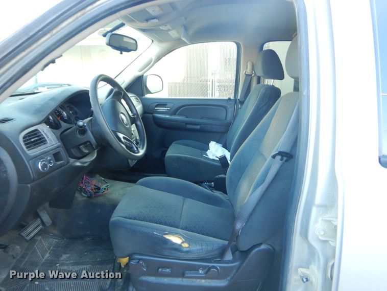 image for item GB9561 2008 Chevrolet Tahoe Police SUV