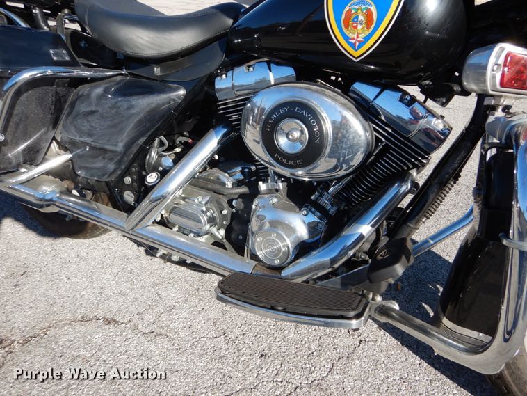 image for item GC9445 2006 Harley Davidson FLHTPI motorcycle