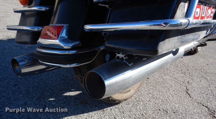 image for item GC9445 2006 Harley Davidson FLHTPI motorcycle