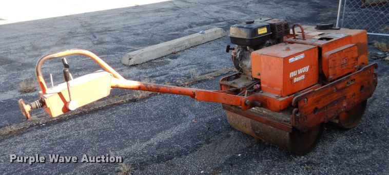 image for item GC9448 Double drum vibratory roller