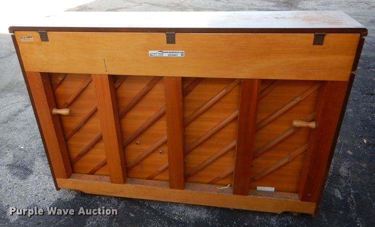 image for item GC9457 Robert & Campbell piano