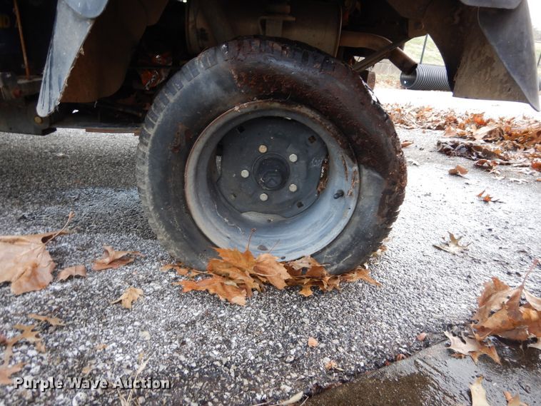 image for item GC9458 Kubota RTV900 utility vehicle