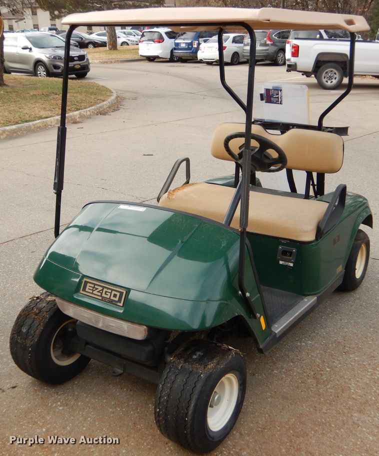 image for item GE9515 EZ GO golf cart