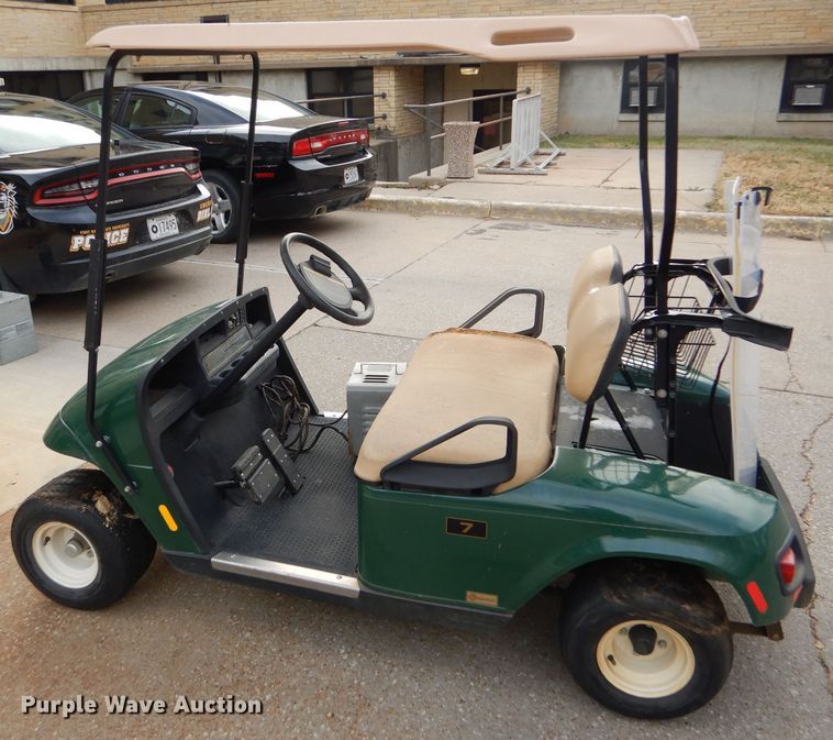 image for item GE9515 EZ GO golf cart