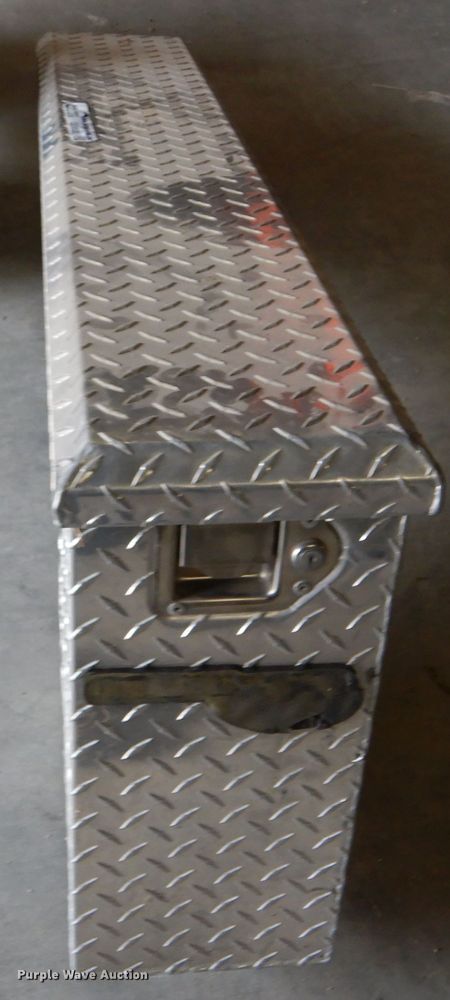 image for item GE9520 Aluminum pickup toolbox