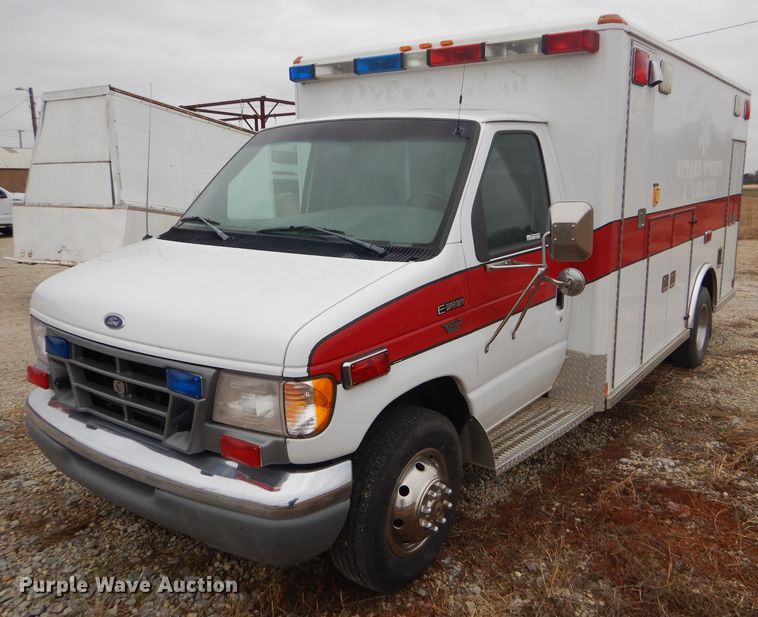 image for item GE9580 1998 Ford Econoline E450 Super Duty ambulance