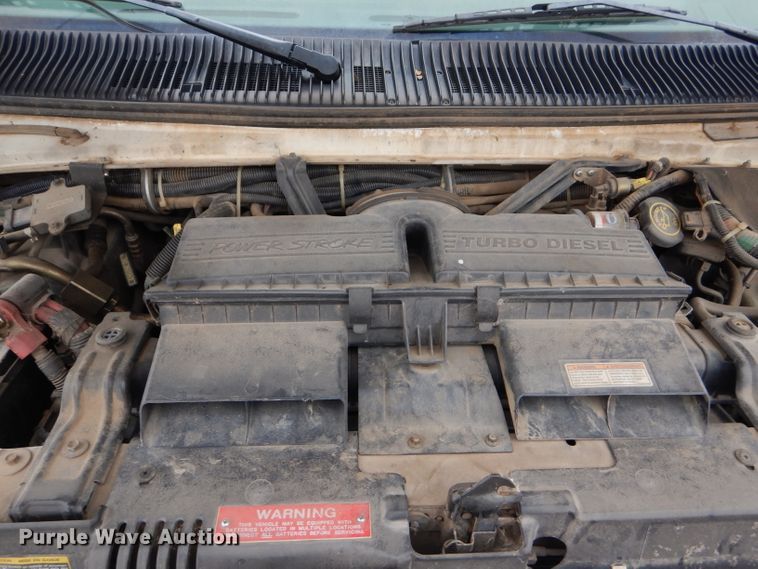 image for item GE9580 1998 Ford Econoline E450 Super Duty ambulance