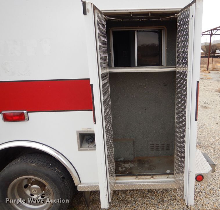 image for item GE9580 1998 Ford Econoline E450 Super Duty ambulance