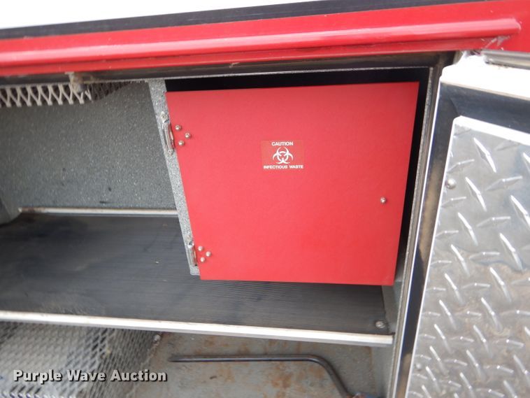 image for item GE9580 1998 Ford Econoline E450 Super Duty ambulance