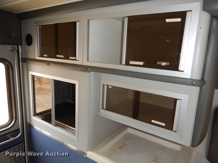 image for item GE9580 1998 Ford Econoline E450 Super Duty ambulance