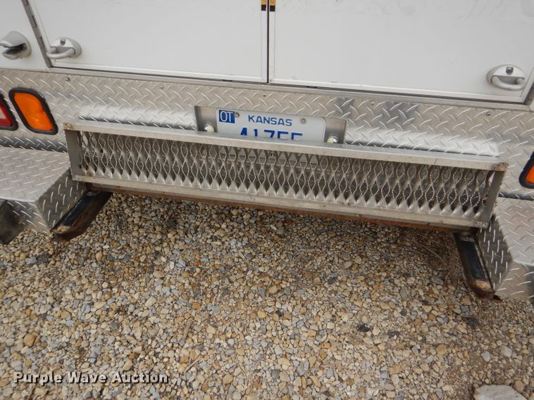 image for item GE9580 1998 Ford Econoline E450 Super Duty ambulance