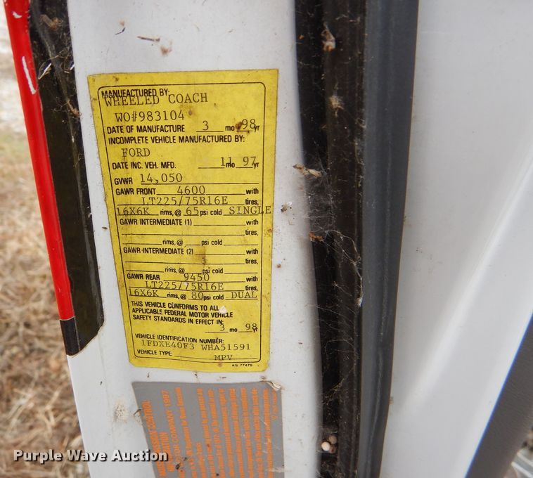 image for item GE9580 1998 Ford Econoline E450 Super Duty ambulance