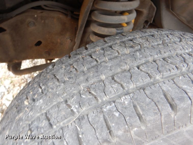 image for item GE9580 1998 Ford Econoline E450 Super Duty ambulance