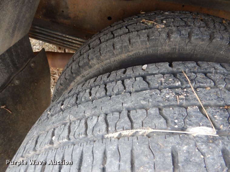 image for item GE9580 1998 Ford Econoline E450 Super Duty ambulance