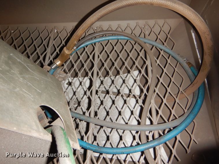 image for item GE9601 Trinco sandblasting cabinet