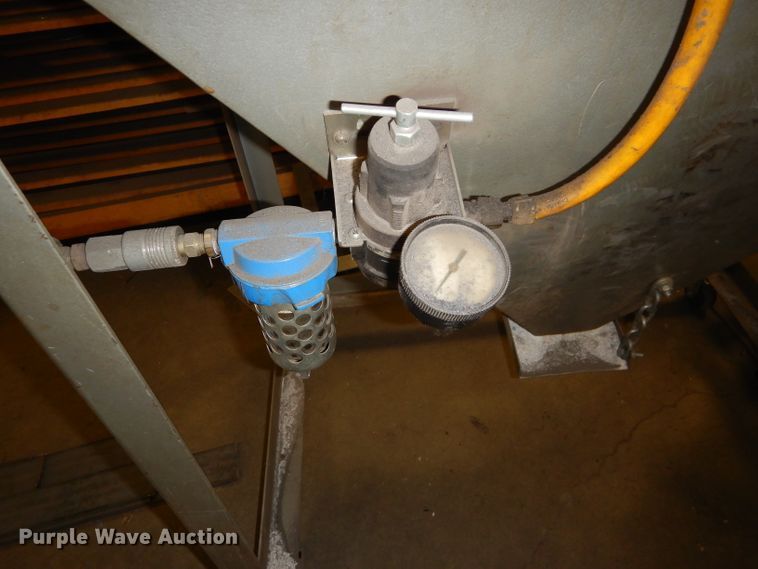 image for item GE9601 Trinco sandblasting cabinet