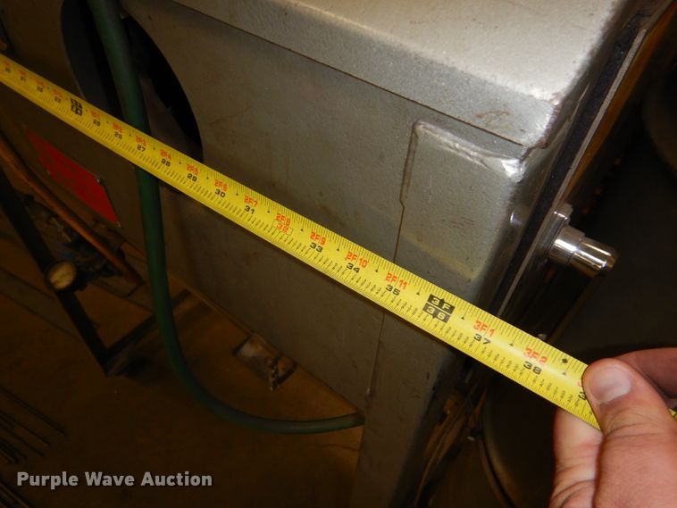 image for item GE9601 Trinco sandblasting cabinet