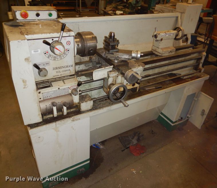 image for item GE9603 Birmingham YCL-1340GH metal lathe