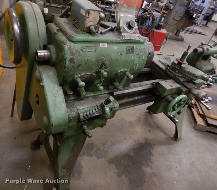 image for item GE9605 LeBlond Regal lathe