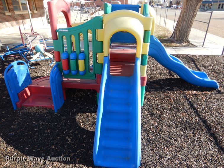 image for item GE9607 Playground equipment