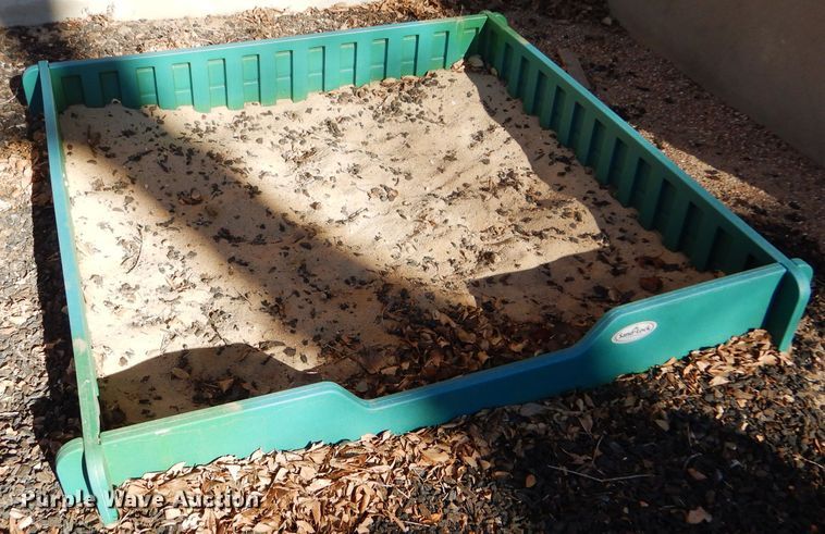 image for item GE9607 Playground equipment