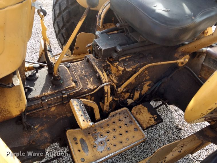 image for item GE9609 Ford 540A tractor