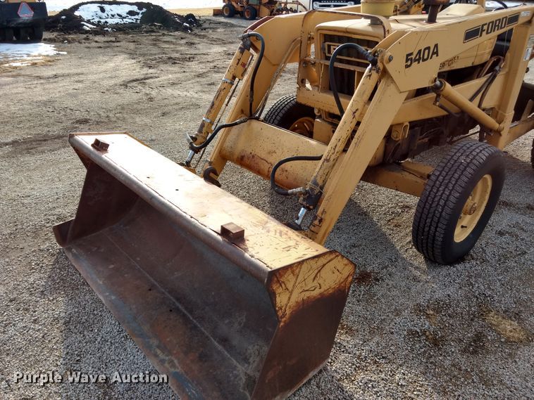 image for item GE9609 Ford 540A tractor