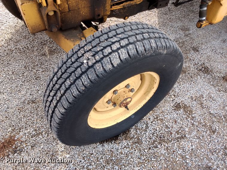 image for item GE9609 Ford 540A tractor