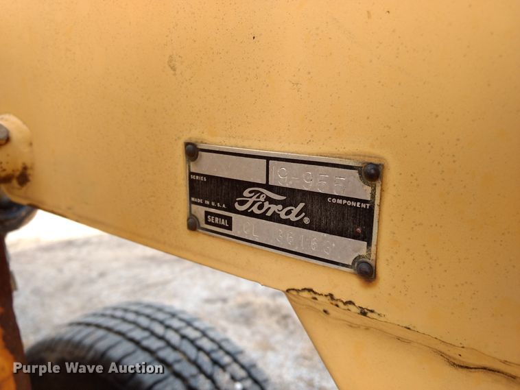 image for item GE9609 Ford 540A tractor