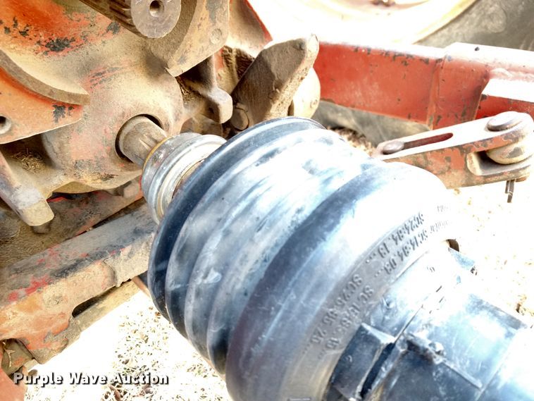 image for item GE9610 Vermeer BC906 wood chipper