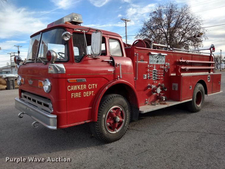 image for item GE9611 1974 Ford pumper fire truck