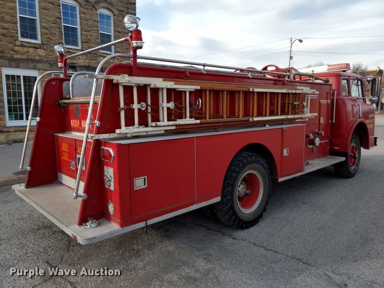 image for item GE9611 1974 Ford pumper fire truck