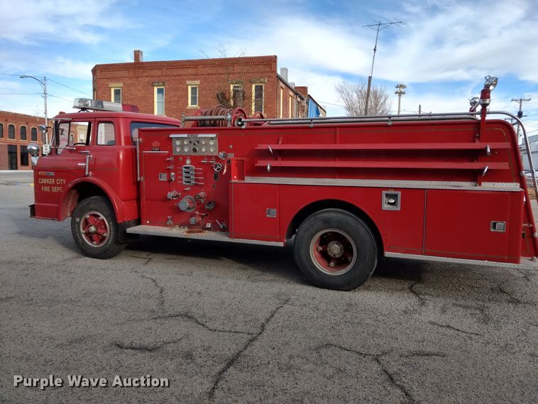 image for item GE9611 1974 Ford pumper fire truck