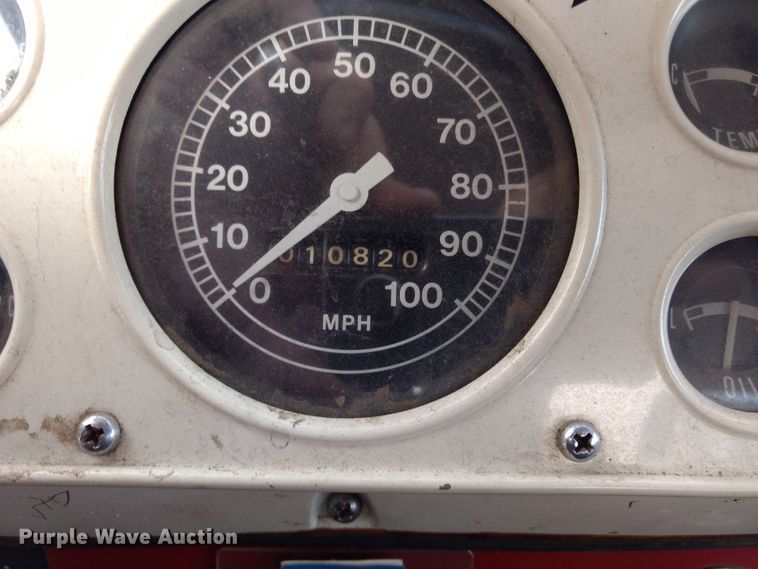 image for item GE9611 1974 Ford pumper fire truck