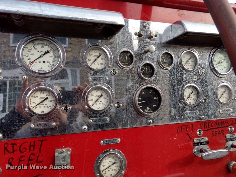 image for item GE9611 1974 Ford pumper fire truck