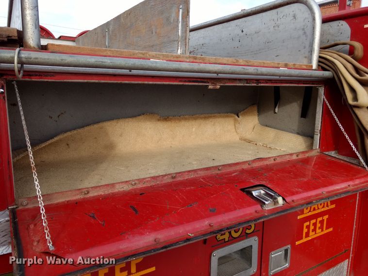 image for item GE9611 1974 Ford pumper fire truck