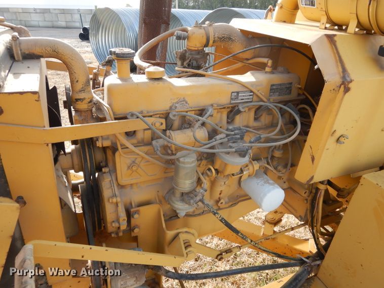 image for item GF9881 1990 Vermeer BC1250 wood chipper