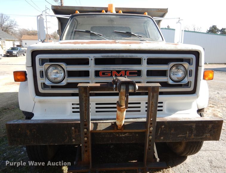 image for item GF9889 1989 Chevrolet C70 dump truck