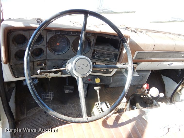 image for item GF9889 1989 Chevrolet C70 dump truck