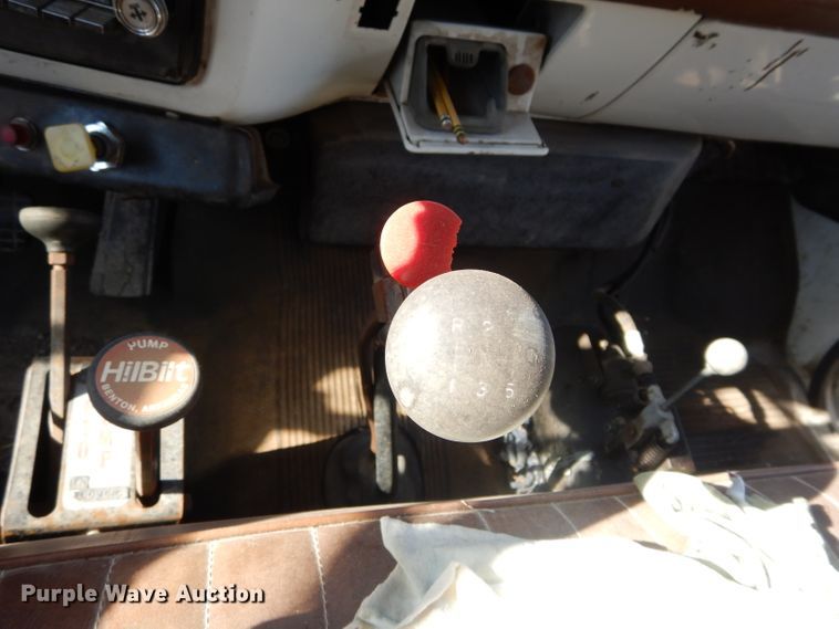 image for item GF9889 1989 Chevrolet C70 dump truck