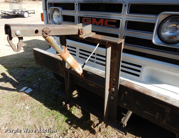 image for item GF9889 1989 Chevrolet C70 dump truck