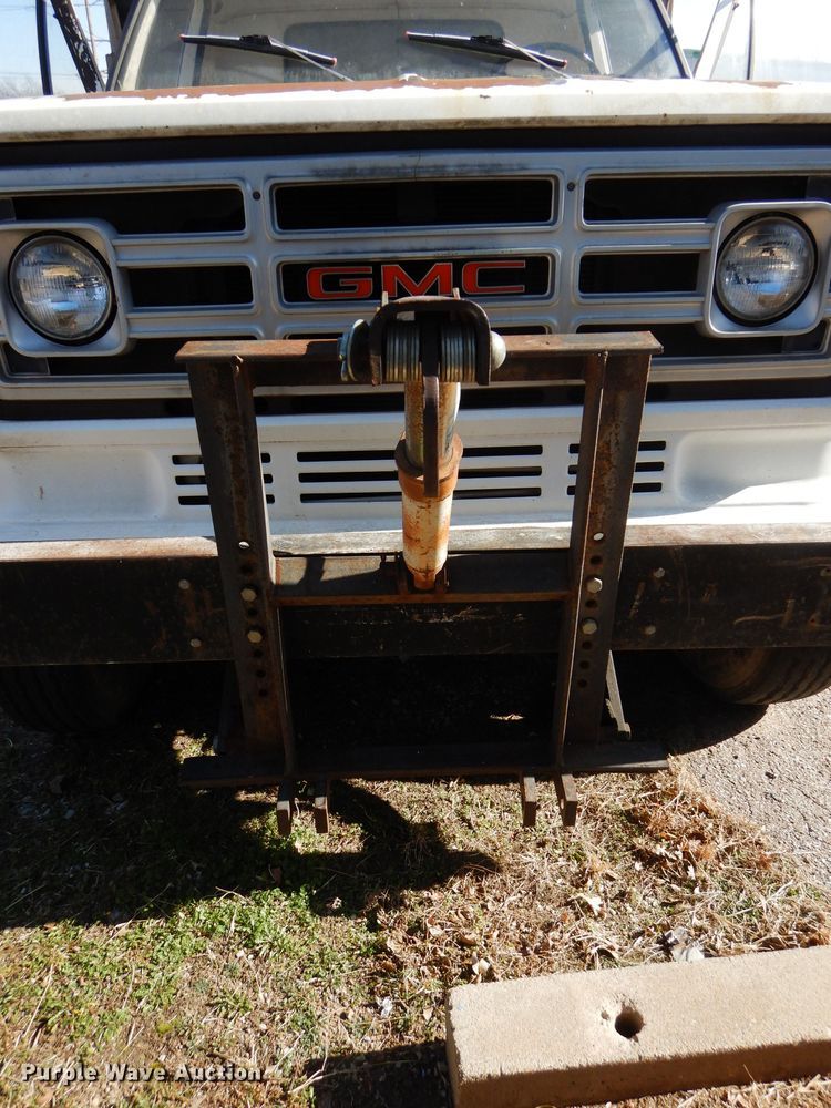 image for item GF9889 1989 Chevrolet C70 dump truck