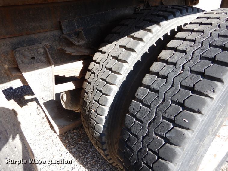 image for item GF9889 1989 Chevrolet C70 dump truck