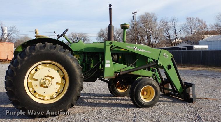 image for item GF9899 John Deere 4010 tractor