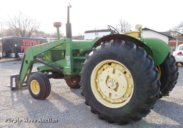 image for item GF9899 John Deere 4010 tractor