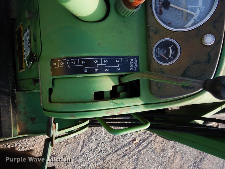 image for item GF9899 John Deere 4010 tractor